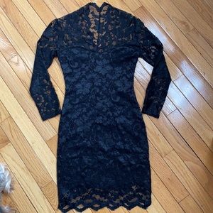 Lace mini dress🖤